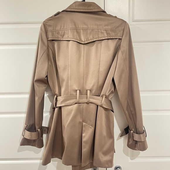 BURTON BY LONDON BEIGE DOUBLE BREAST MID LENGHT TRENCH SIZE 40 - Picture 4 of 16